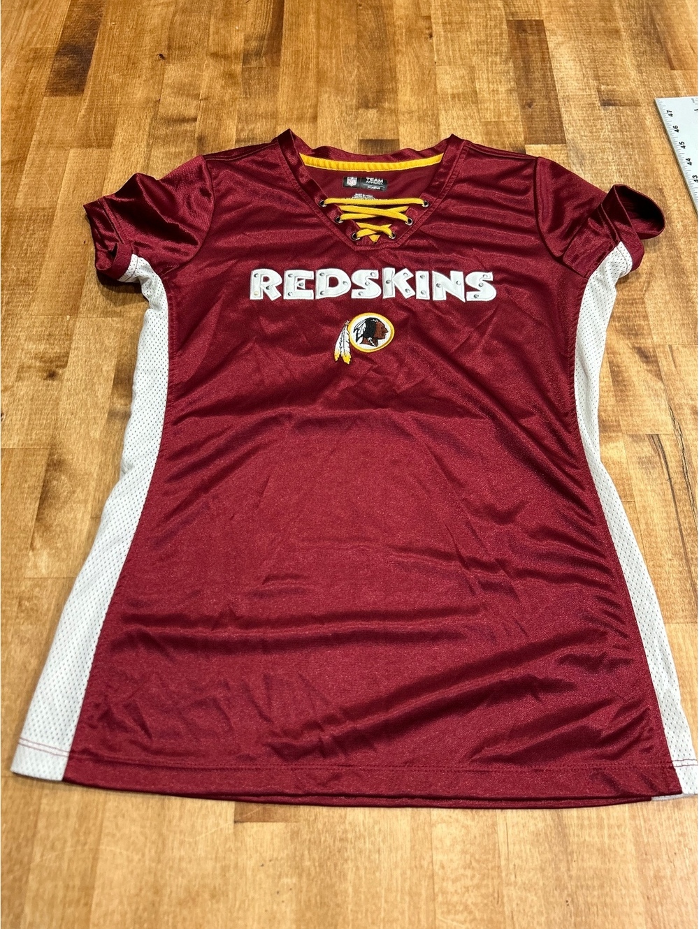 NFL Washington Redskins Women's Burgundy Lace-Up Jersey Shirt M/M